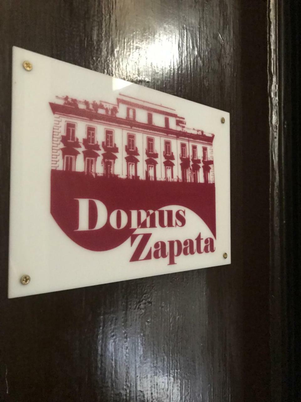 Domus Zapata Hotell Napoli Eksteriør bilde