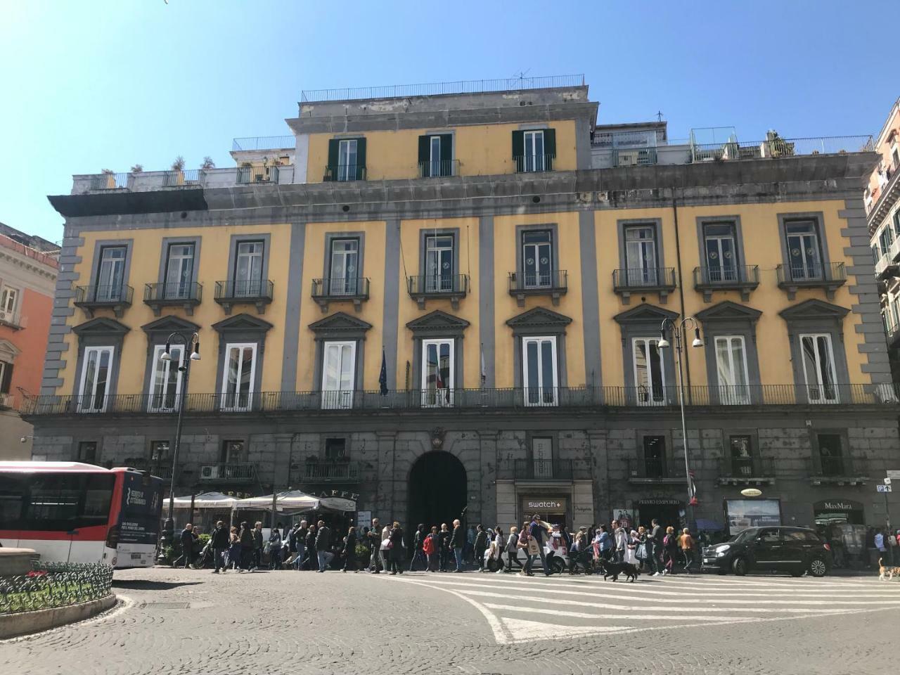 Domus Zapata Hotell Napoli Eksteriør bilde